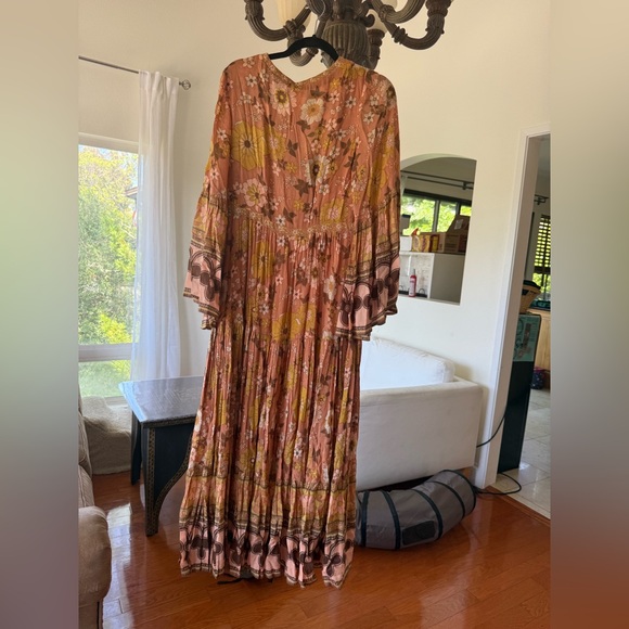 Spell Gown - Picture 2 of 4